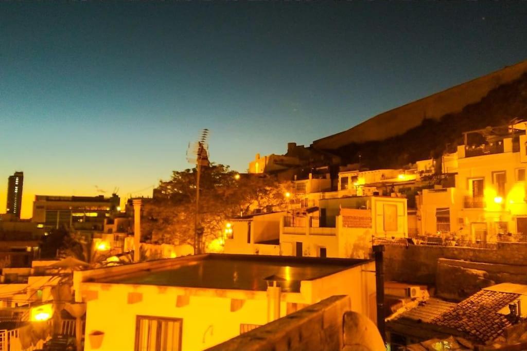 Casa Colorista En El Casco Antiguo Βίλα Αλικάντε Εξωτερικό φωτογραφία
